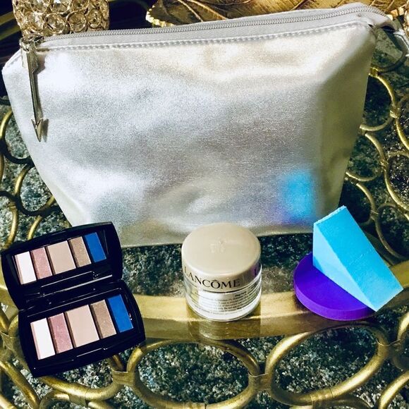 LANCÔME COSMETIC BAG WITH EYE SHADOW AND SUNSCREEN TRAVEL SIZE - Picture 1 of 5